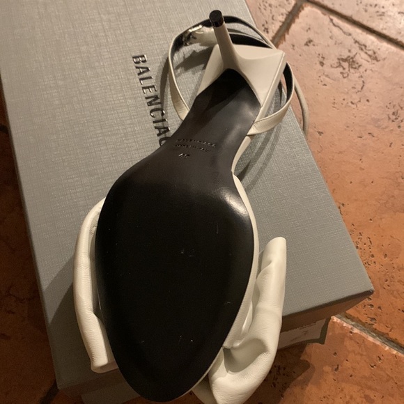 Balenciaga samdals with bow. NWT - Picture 2 of 4